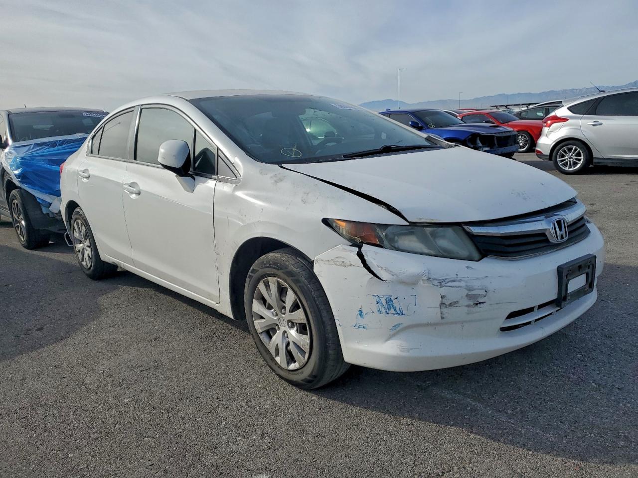 2012 HONDA CIVIC LX photo 4