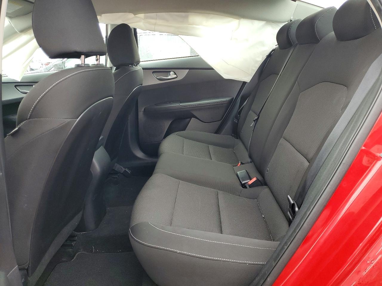 2021 KIA FORTE FE photo 10