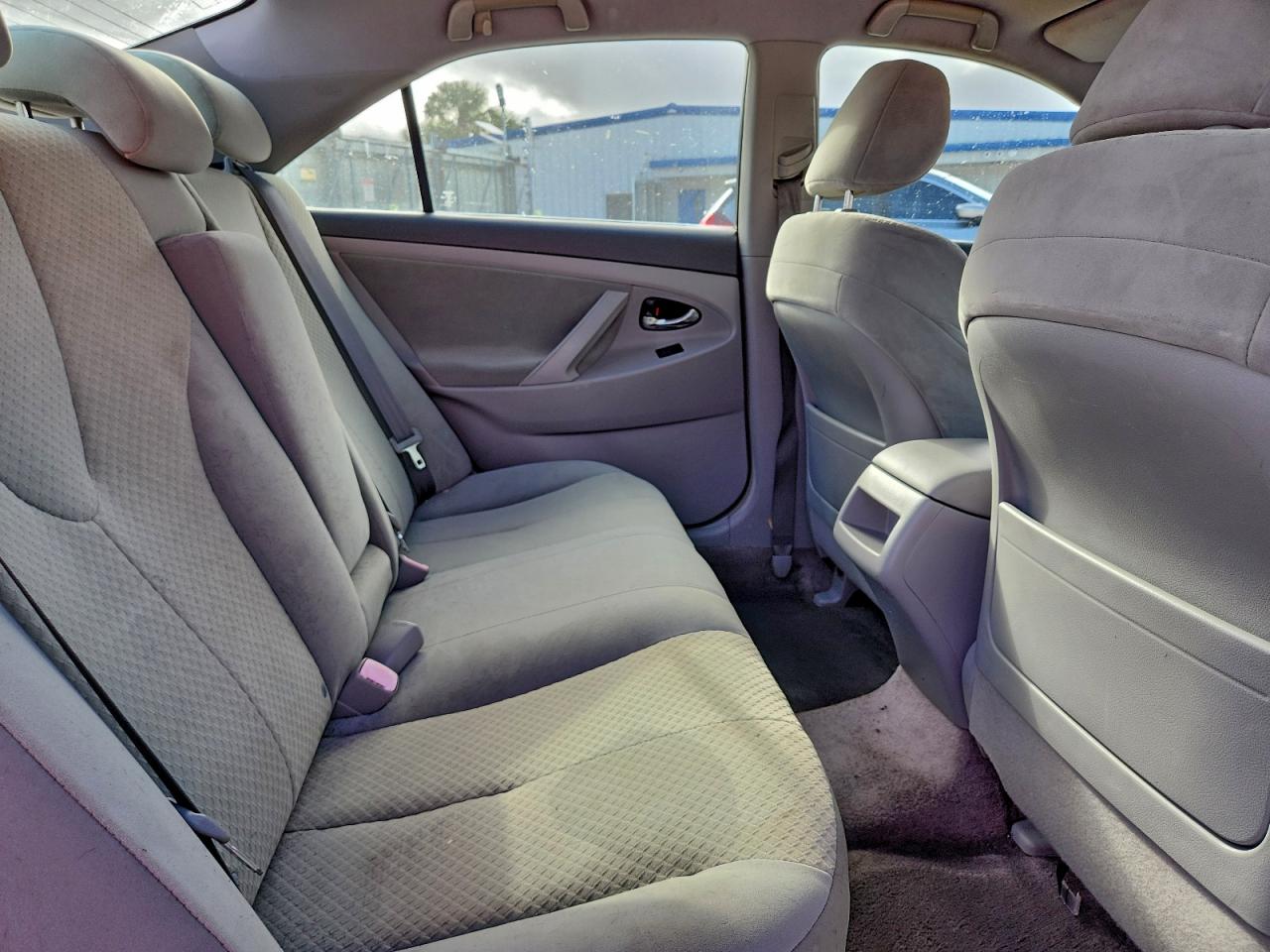2007 TOYOTA CAMRY CE photo 10