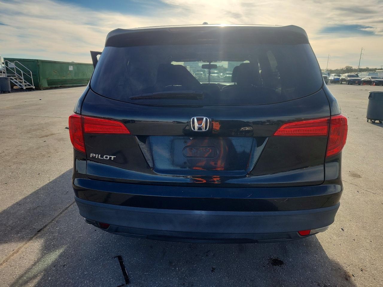 2016 HONDA PILOT EXL photo 6