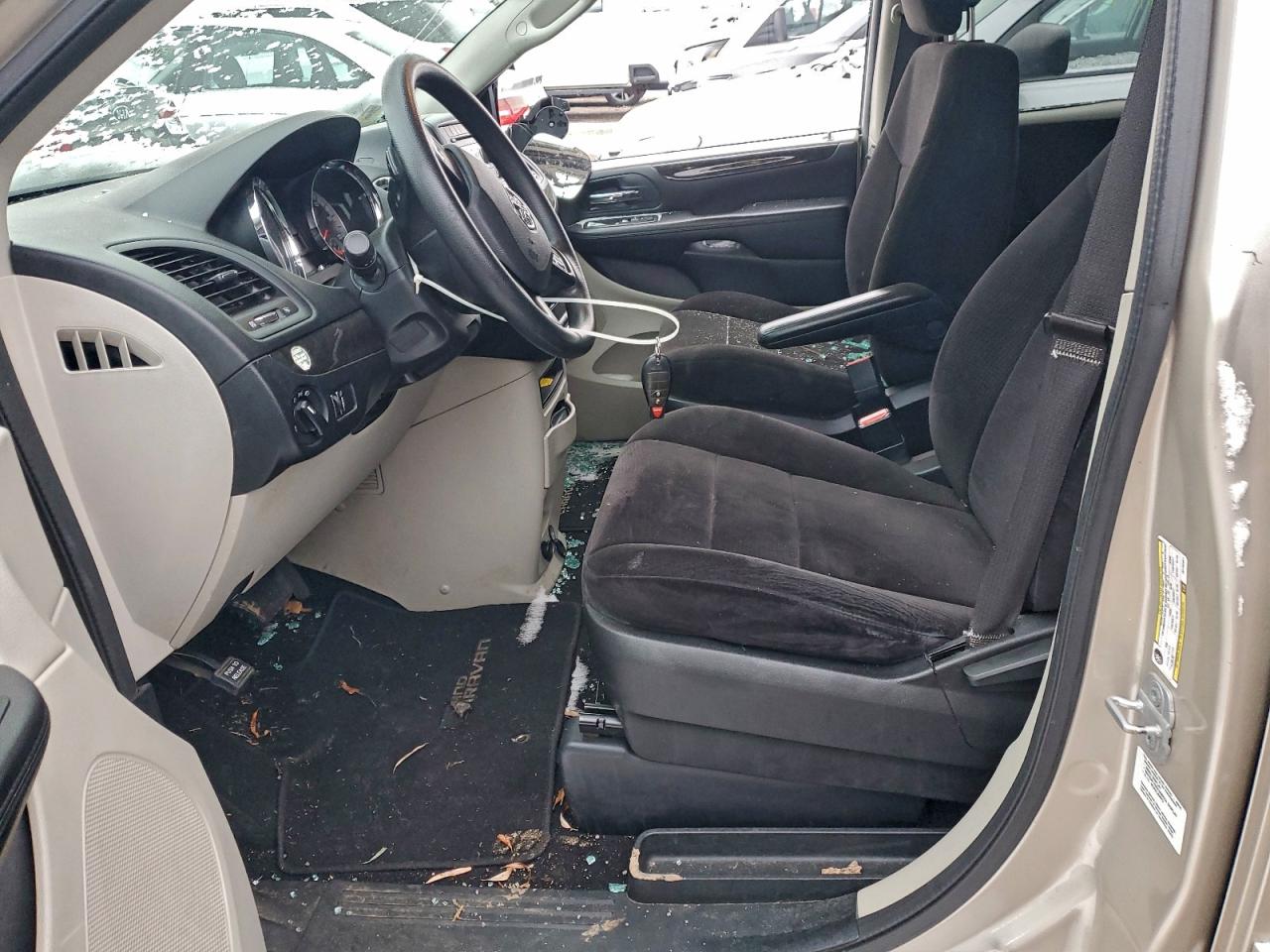 2013 DODGE GRAND CARAVAN SE photo 7