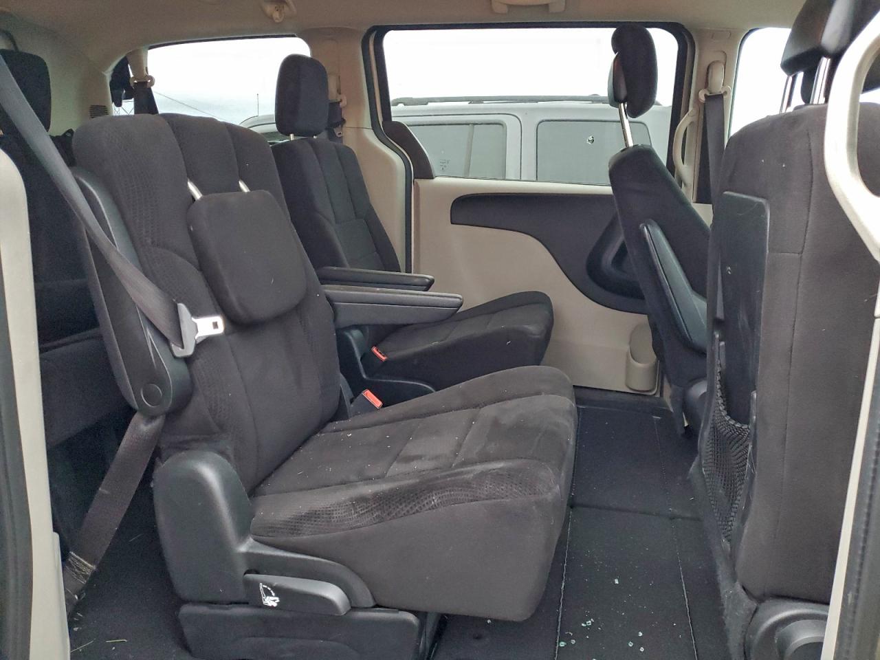 2013 DODGE GRAND CARAVAN SE photo 11
