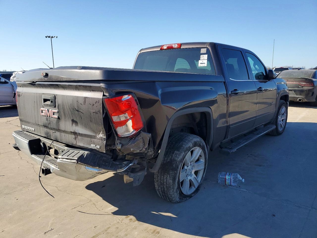 2015 GMC SIERRA C1500 SLE photo 3