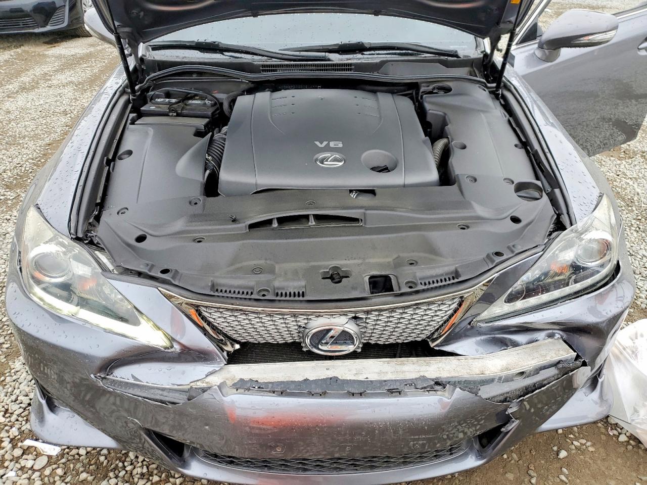 2012 LEXUS IS 250 photo 11