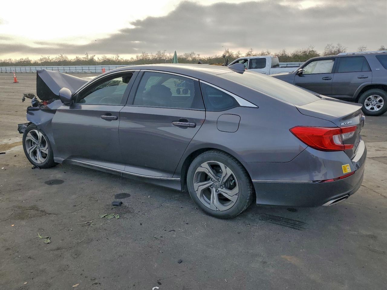 2018 HONDA ACCORD EXL photo 3
