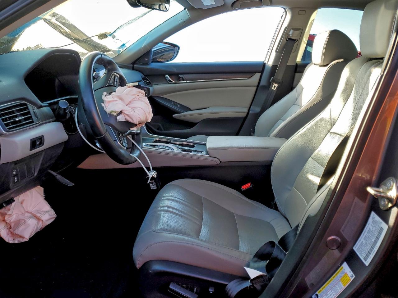 2018 HONDA ACCORD EXL photo 13