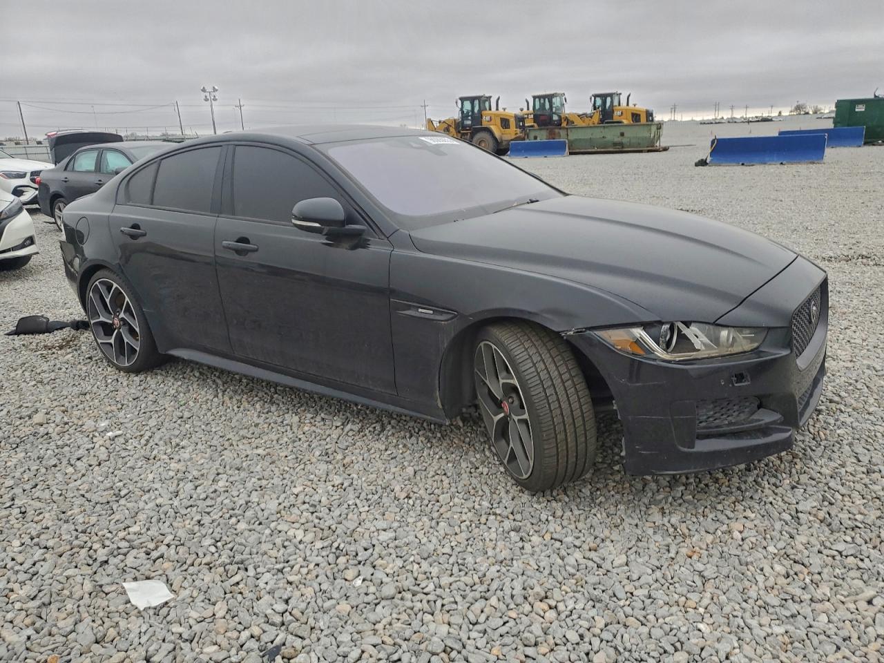 2017 JAGUAR XE R - SPORT photo 4