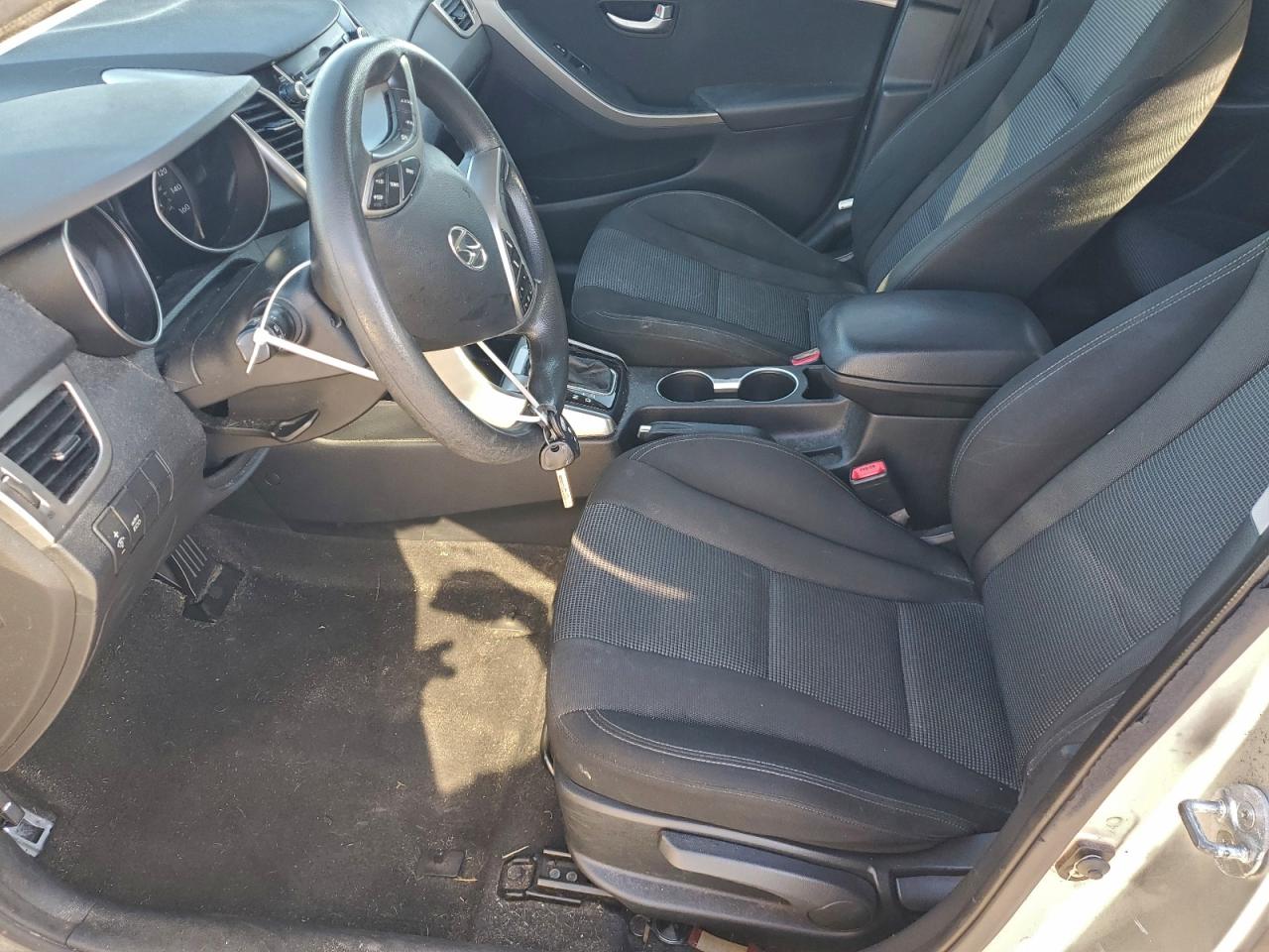 2013 HYUNDAI ELANTRA GT photo 7