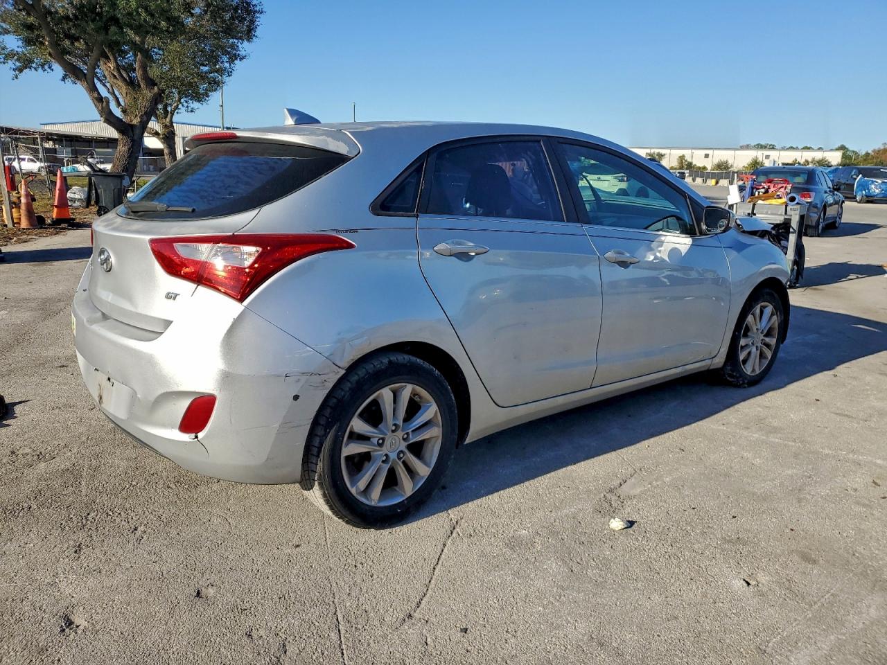 2013 HYUNDAI ELANTRA GT photo 3