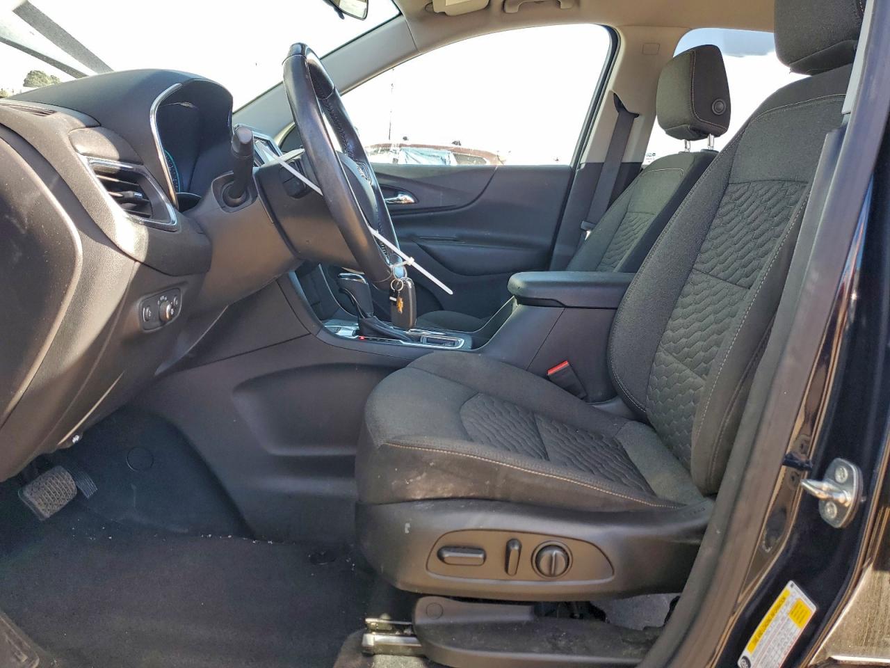 2021 CHEVROLET EQUINOX LT photo 7
