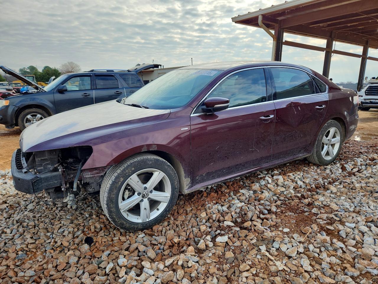 2014 VOLKSWAGEN PASSAT