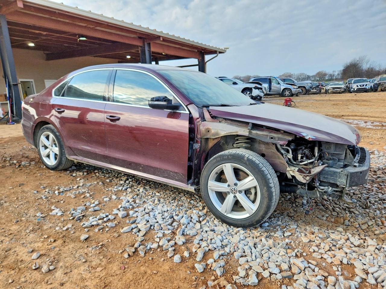 2014 VOLKSWAGEN PASSAT S photo 4