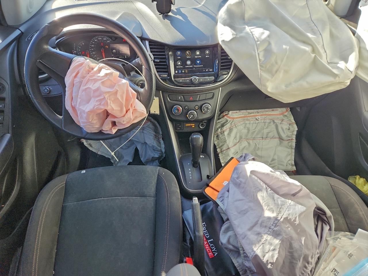 2018 CHEVROLET TRAX LS photo 8