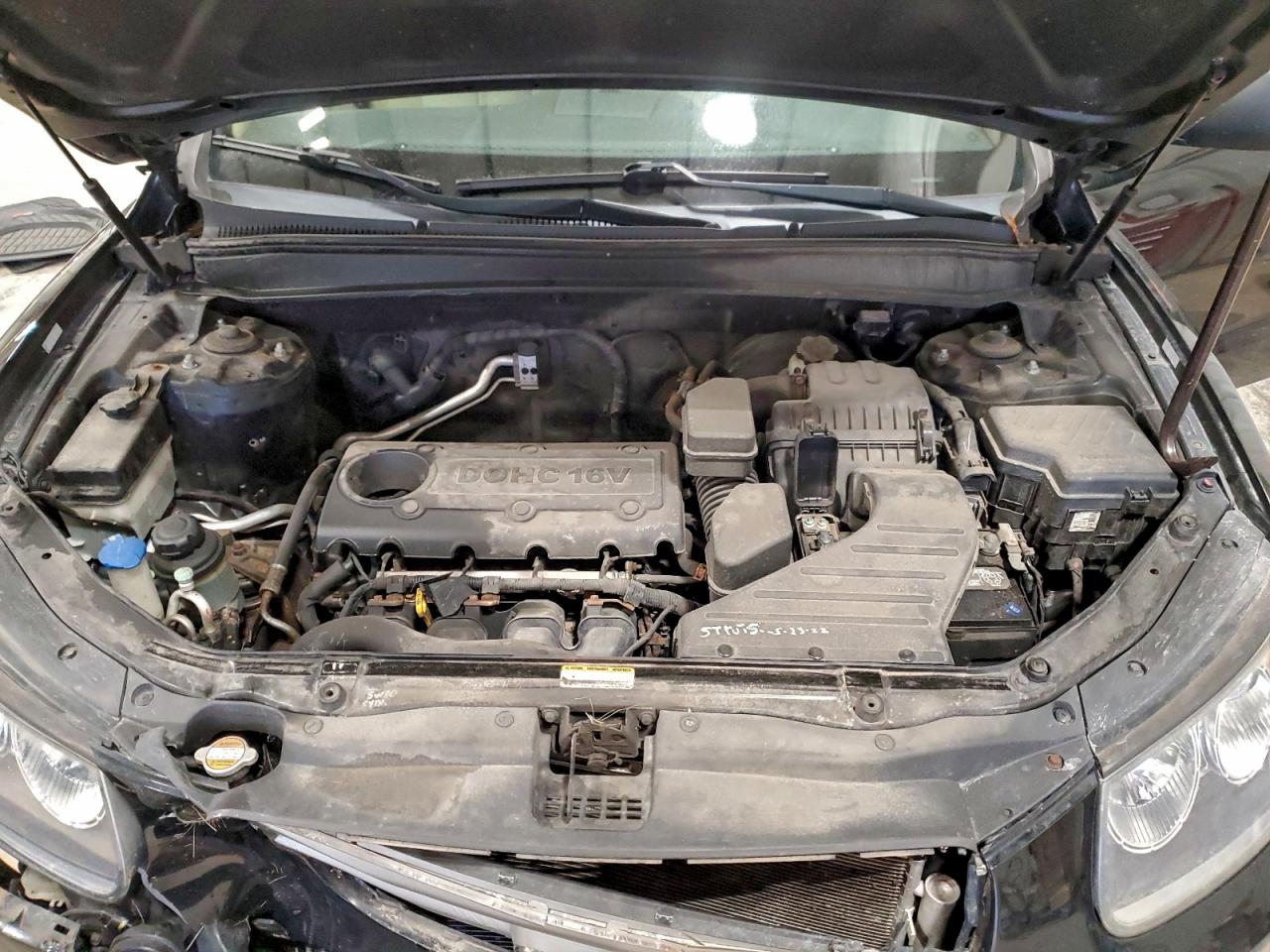 2012 HYUNDAI SANTA FE GLS photo 12