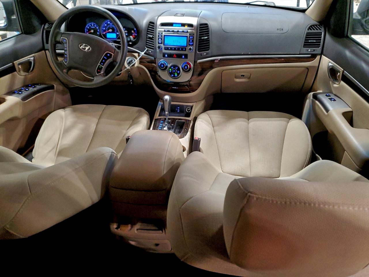 2012 HYUNDAI SANTA FE GLS photo 8