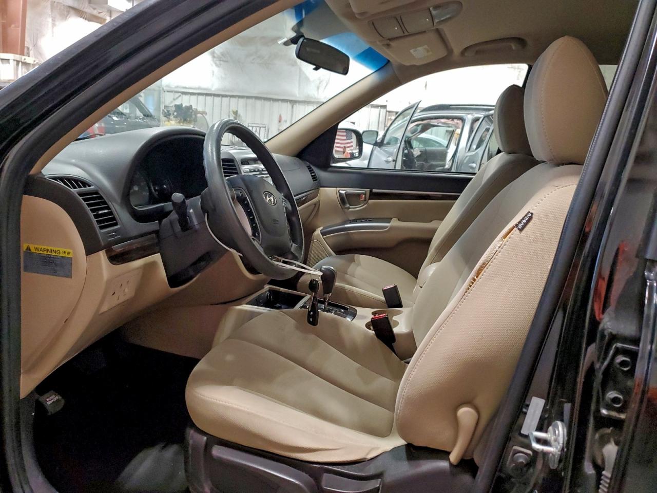 2012 HYUNDAI SANTA FE GLS photo 7
