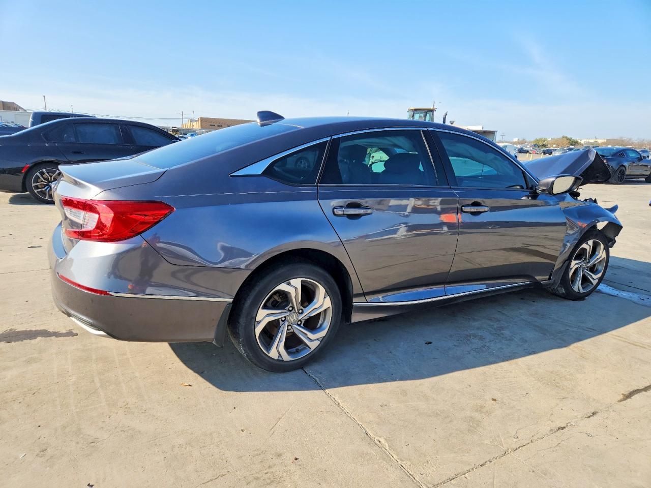 2018 HONDA ACCORD EXL photo 3