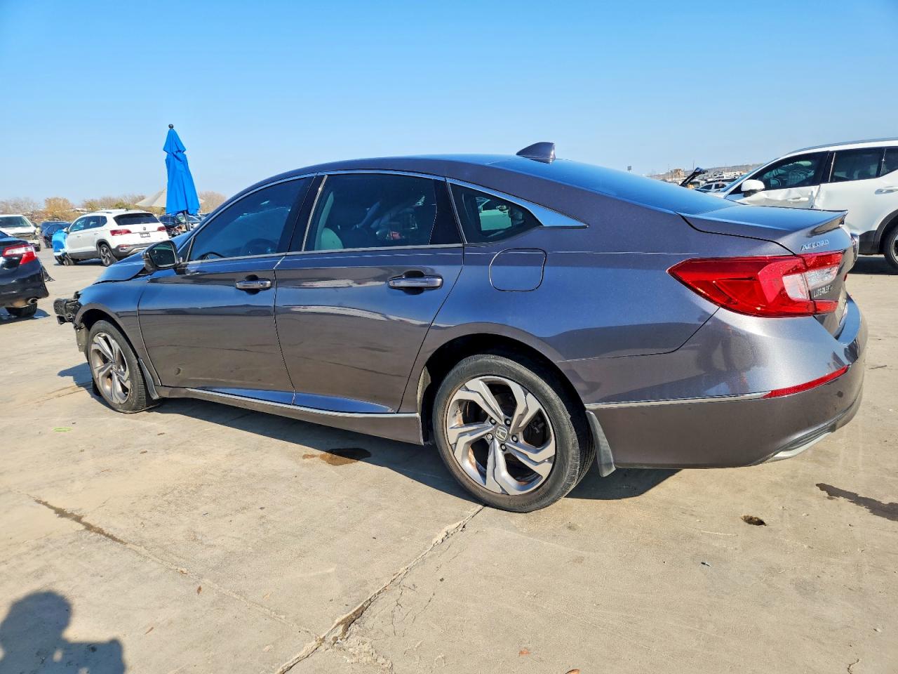 2018 HONDA ACCORD EXL photo 2
