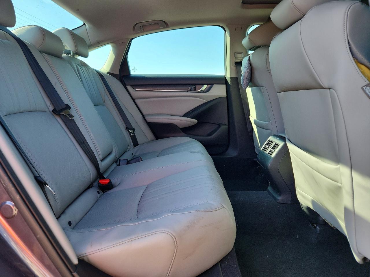 2018 HONDA ACCORD EXL photo 10