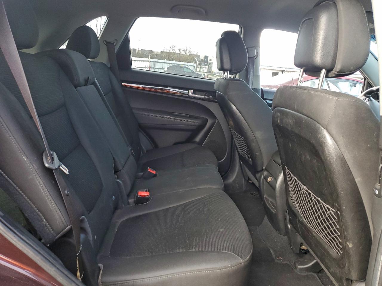 2014 KIA SORENTO LX photo 11