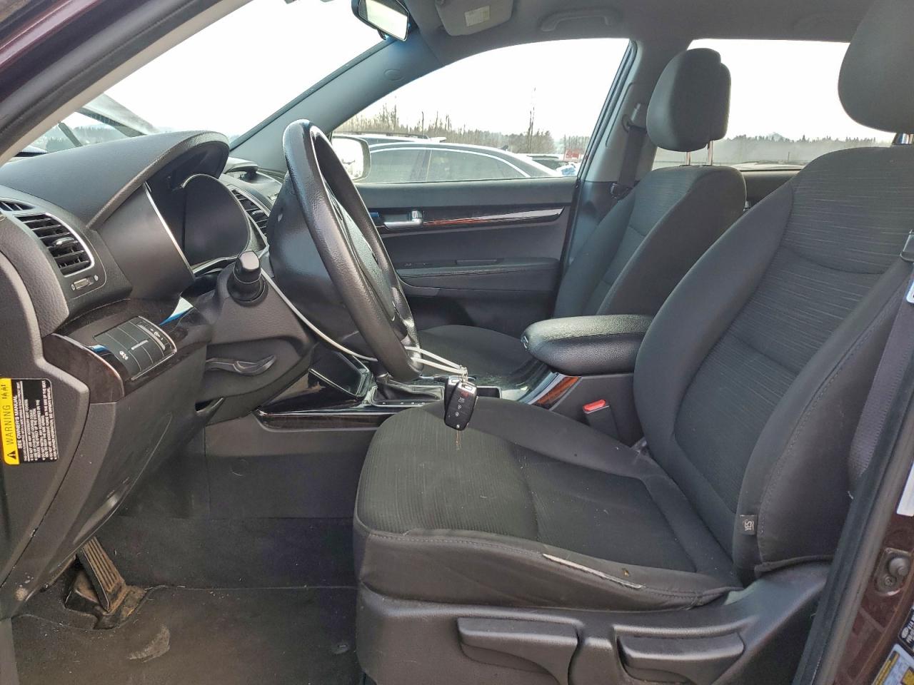 2014 KIA SORENTO LX photo 7