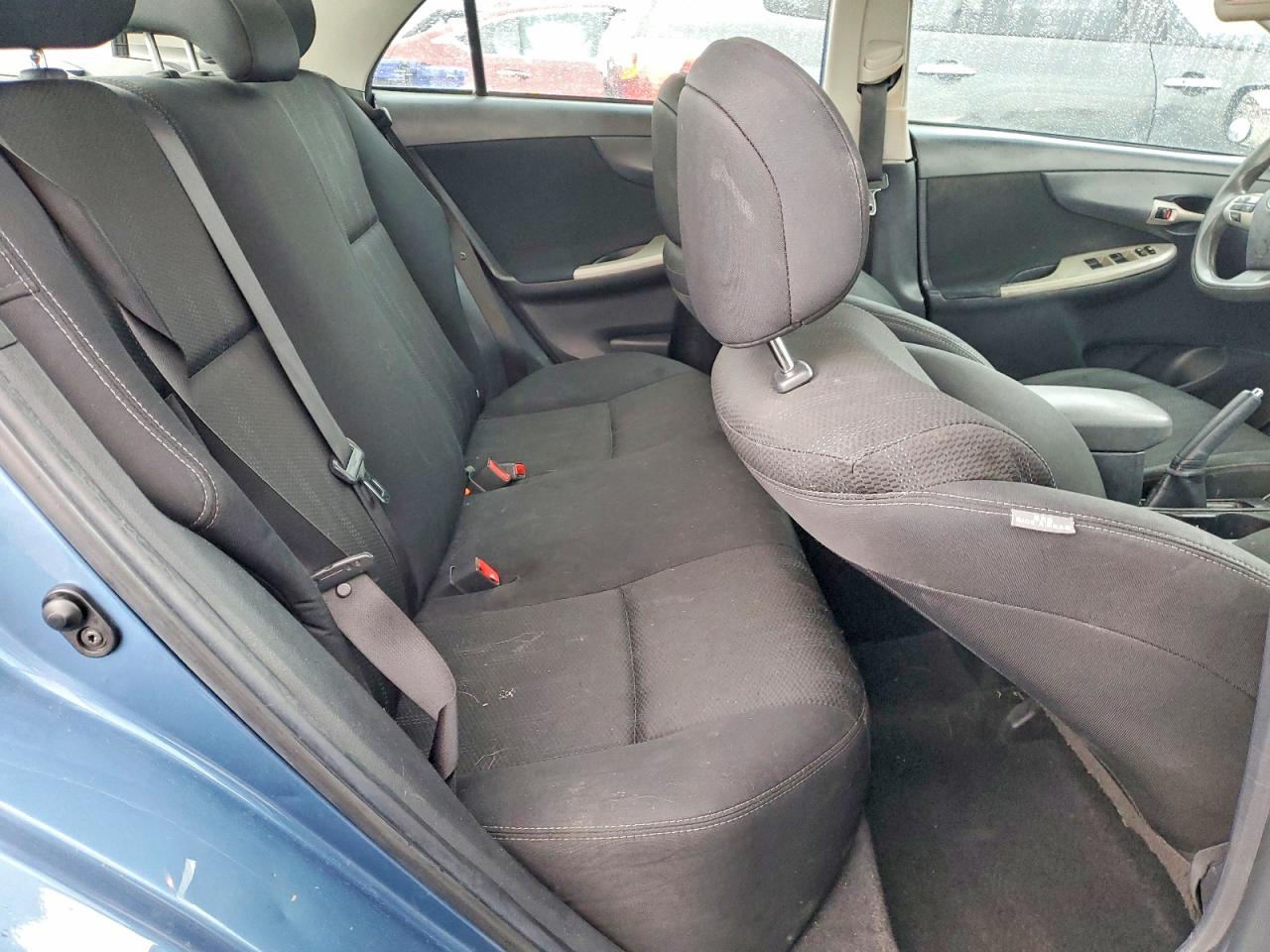 2013 TOYOTA COROLLA BASE photo 10
