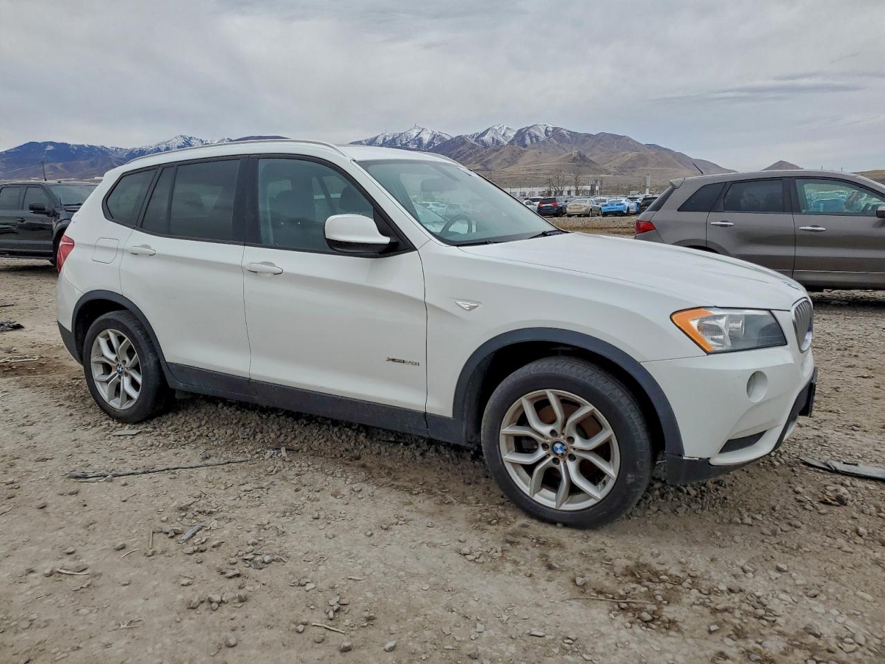 2013 BMW X3 XDRIVE28I photo 4