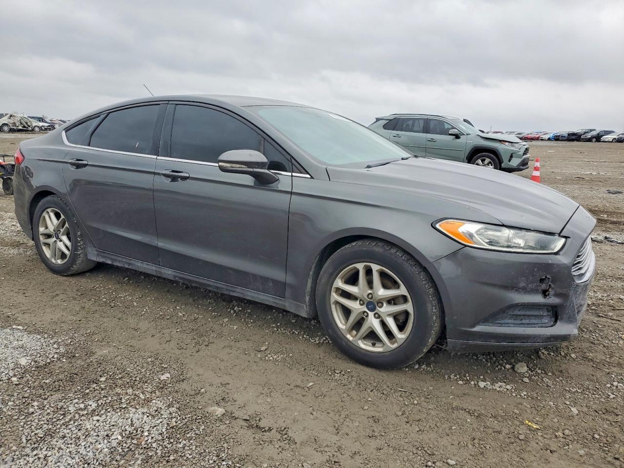 2016 FORD FUSION SE photo 4