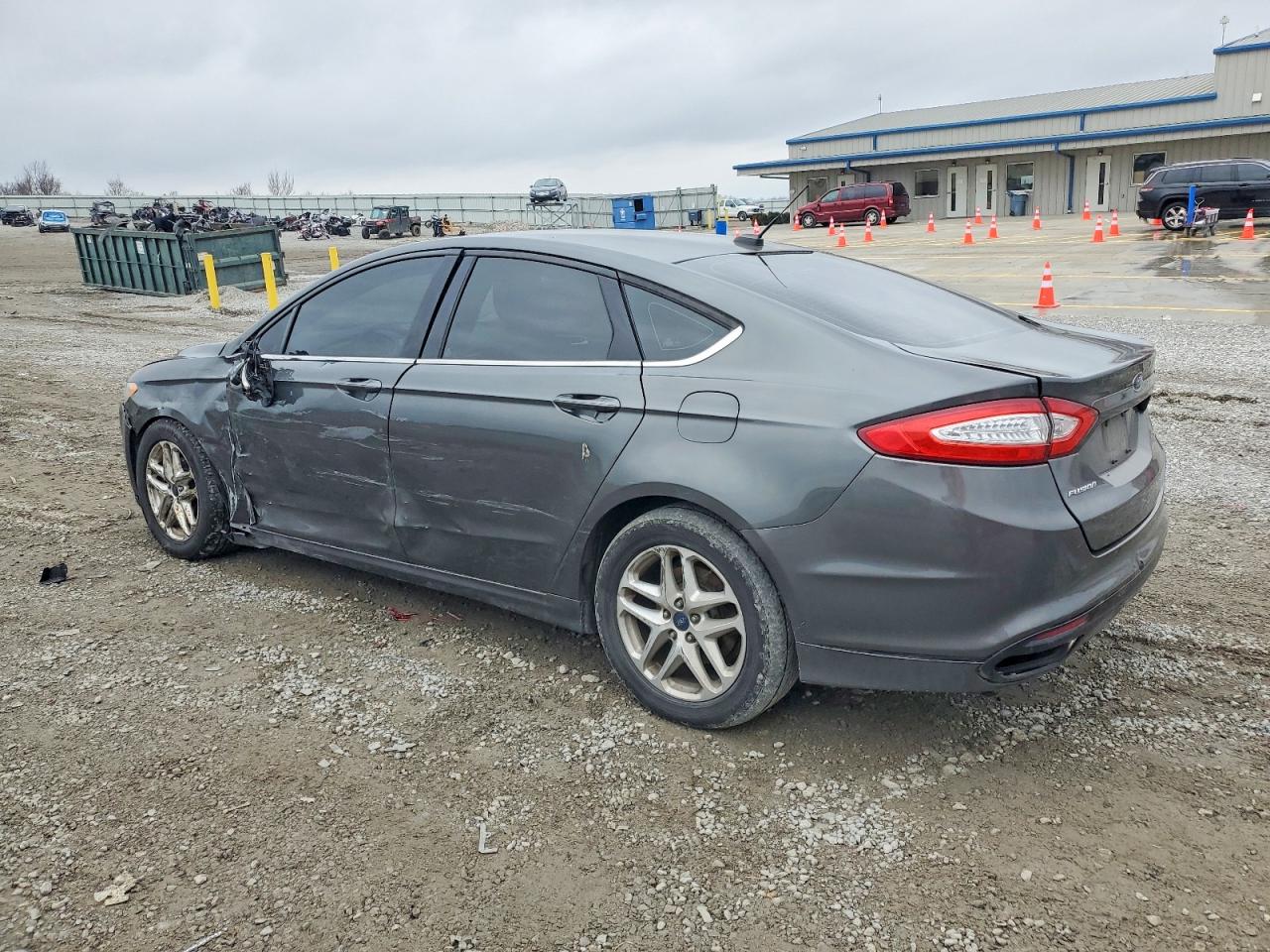 2016 FORD FUSION SE photo 2