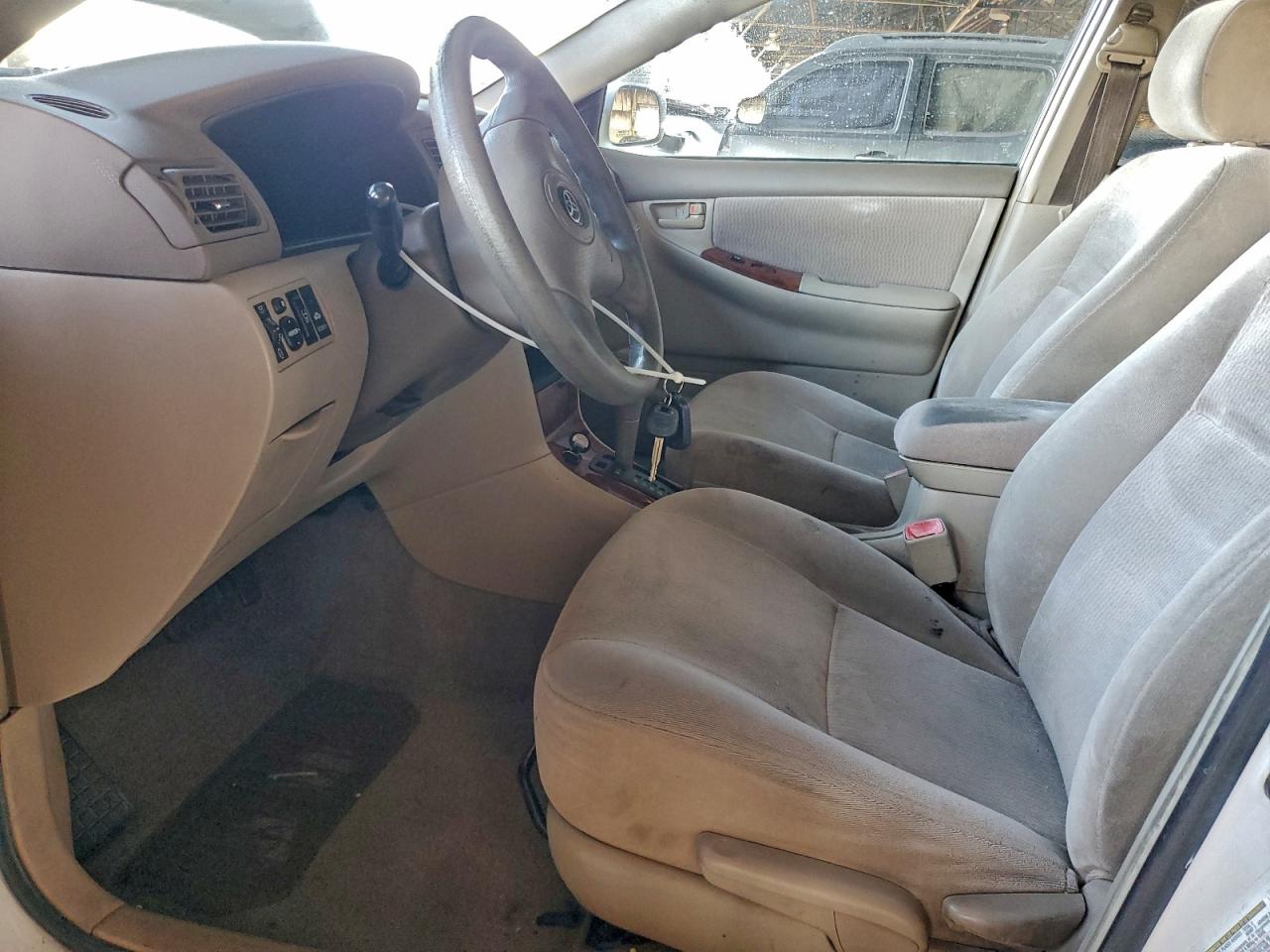 2005 TOYOTA COROLLA CE photo 7