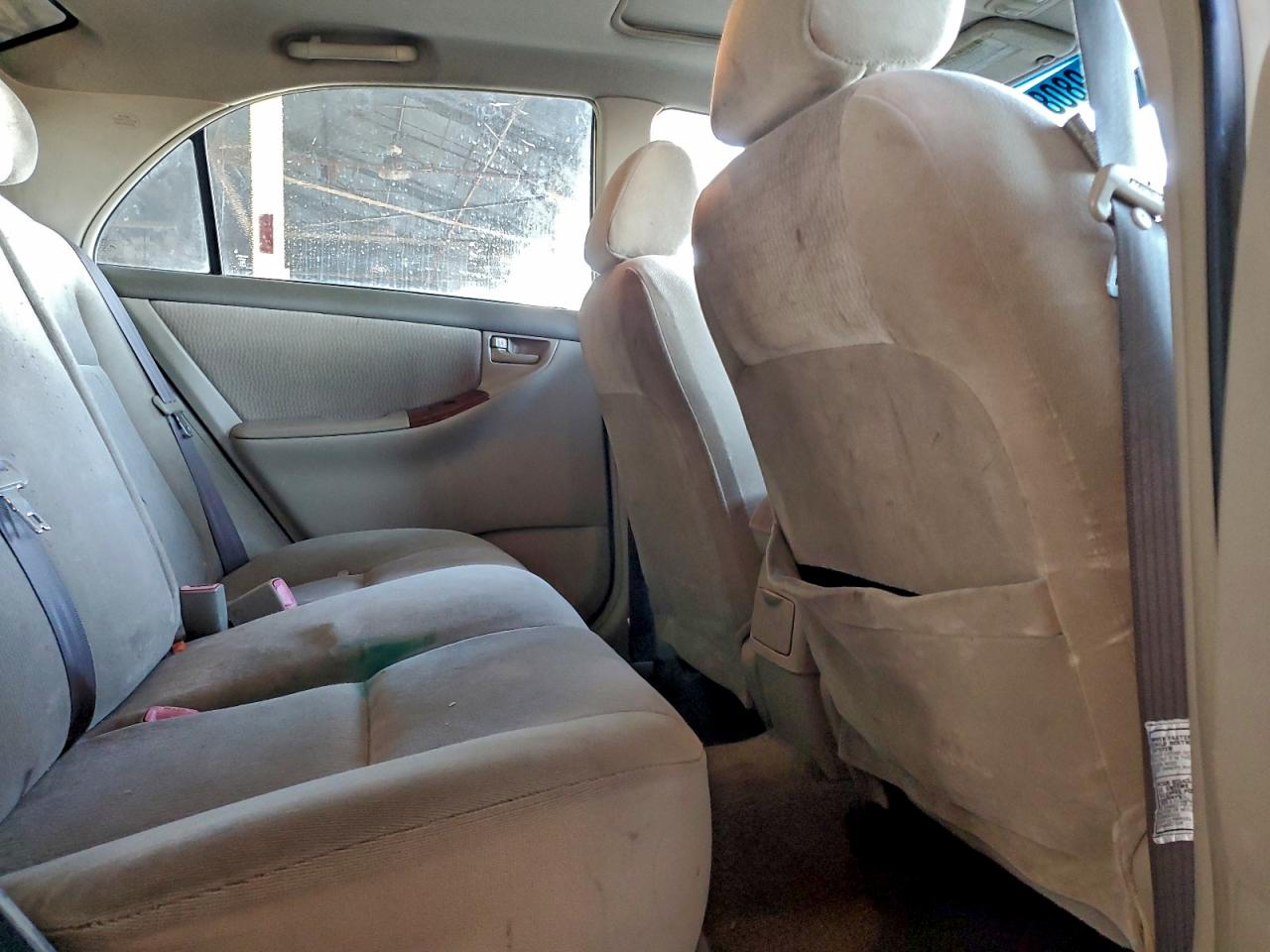 2005 TOYOTA COROLLA CE photo 10