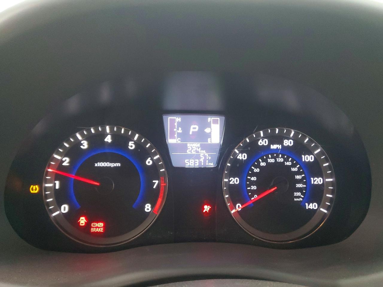 2016 HYUNDAI ACCENT SE photo 9