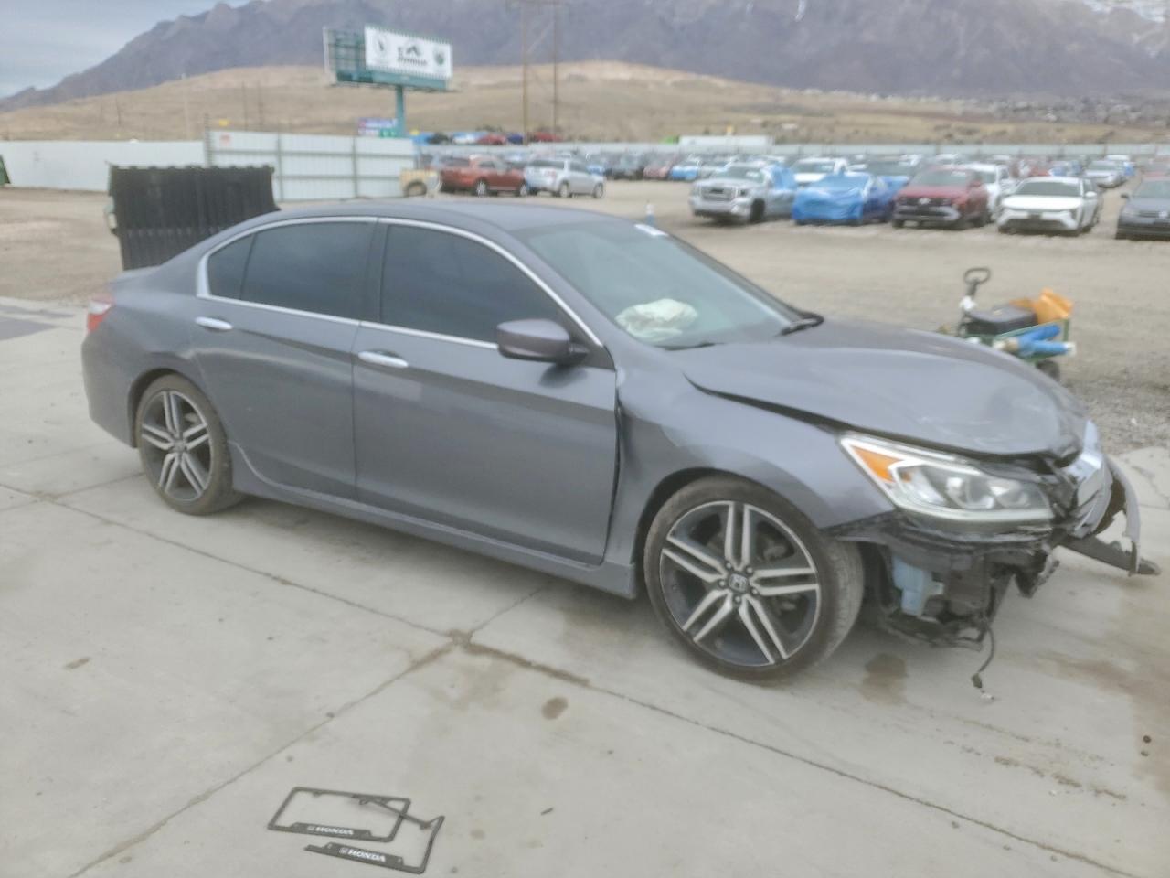 2017 HONDA ACCORD SPORT photo 10
