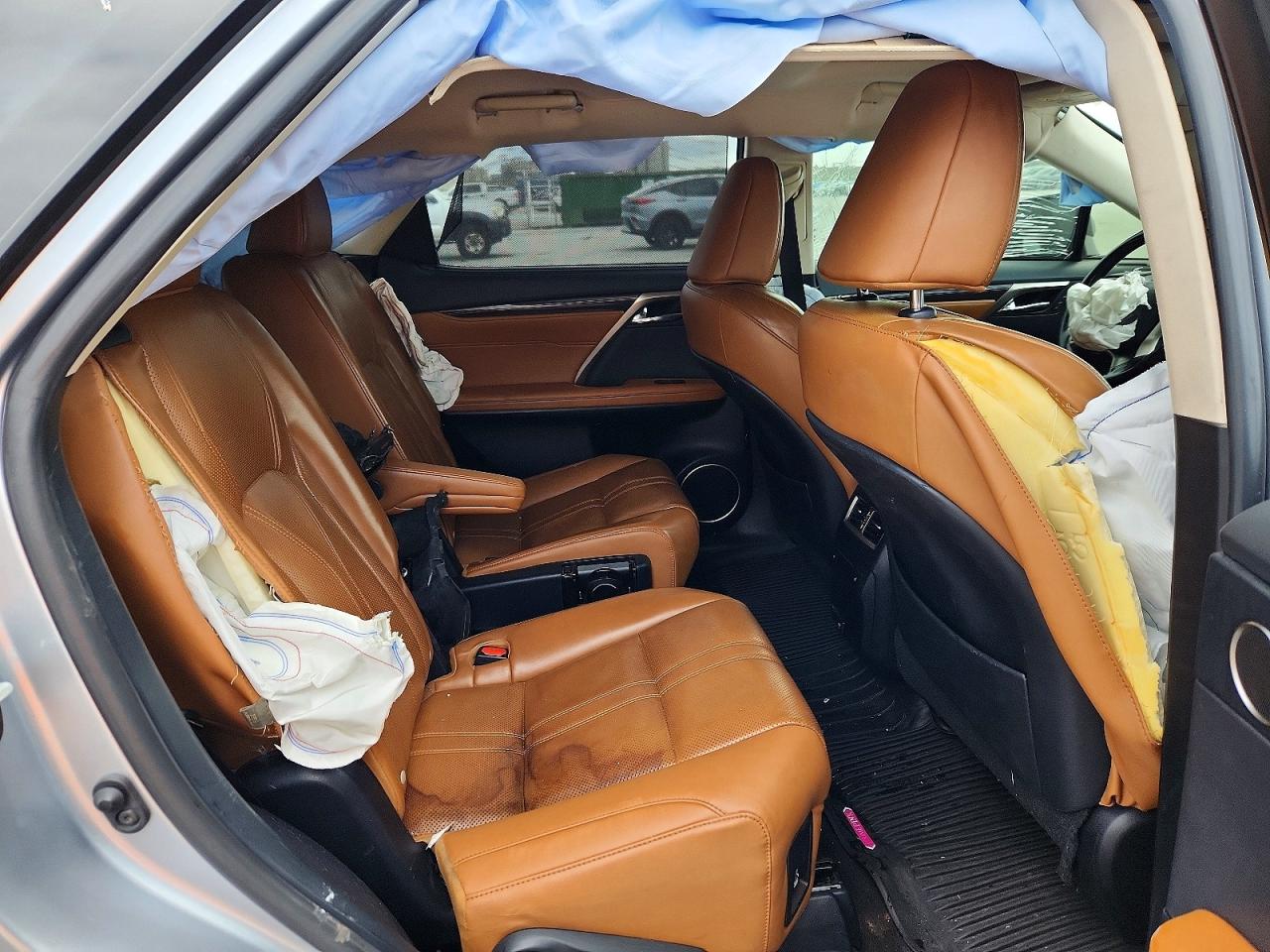 2022 LEXUS RX 350 L LUXURY photo 11