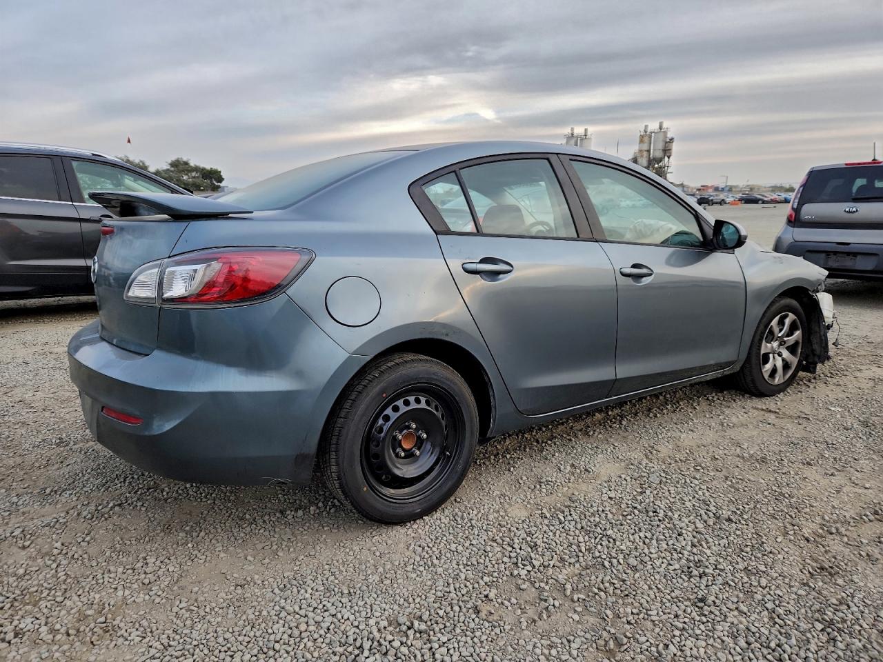 2013 MAZDA 3 I photo 3