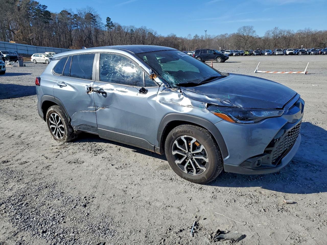 2025 TOYOTA COROLLA CROSS SE photo 4