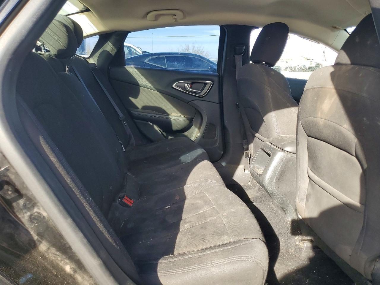 2016 CHRYSLER 200 LIMITED photo 10