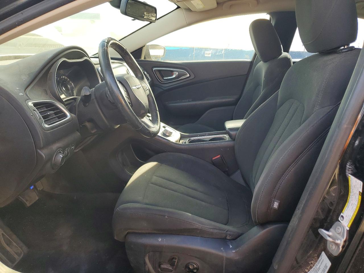 2016 CHRYSLER 200 LIMITED photo 7