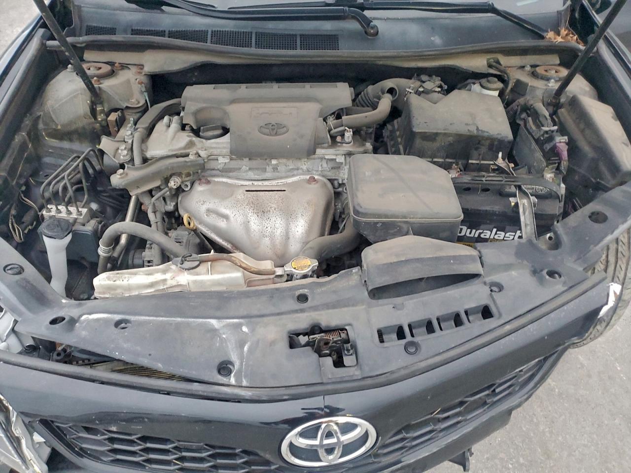 2014 TOYOTA CAMRY L photo 11