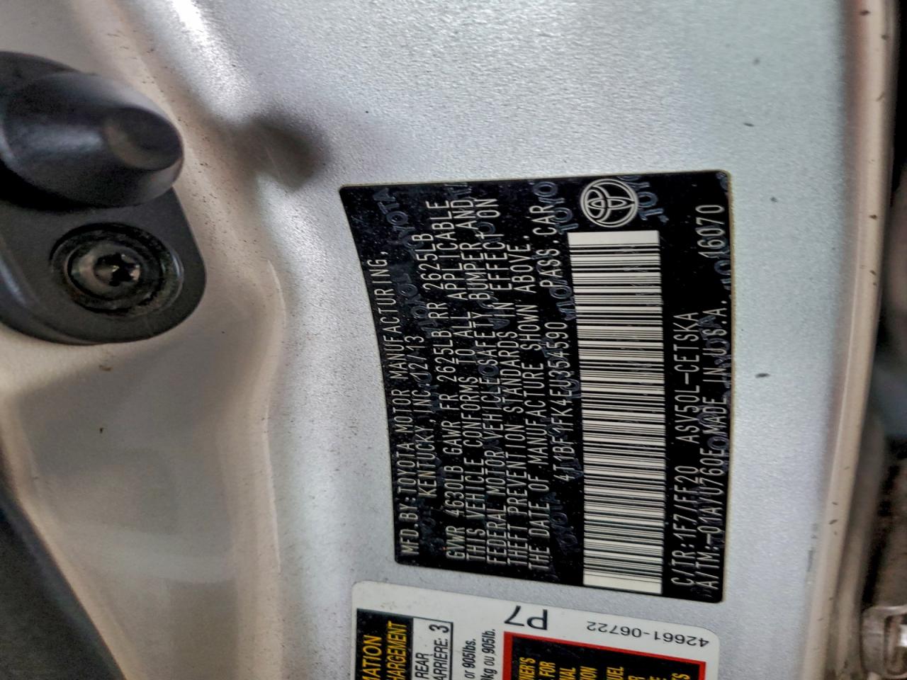 2014 TOYOTA CAMRY L photo 12