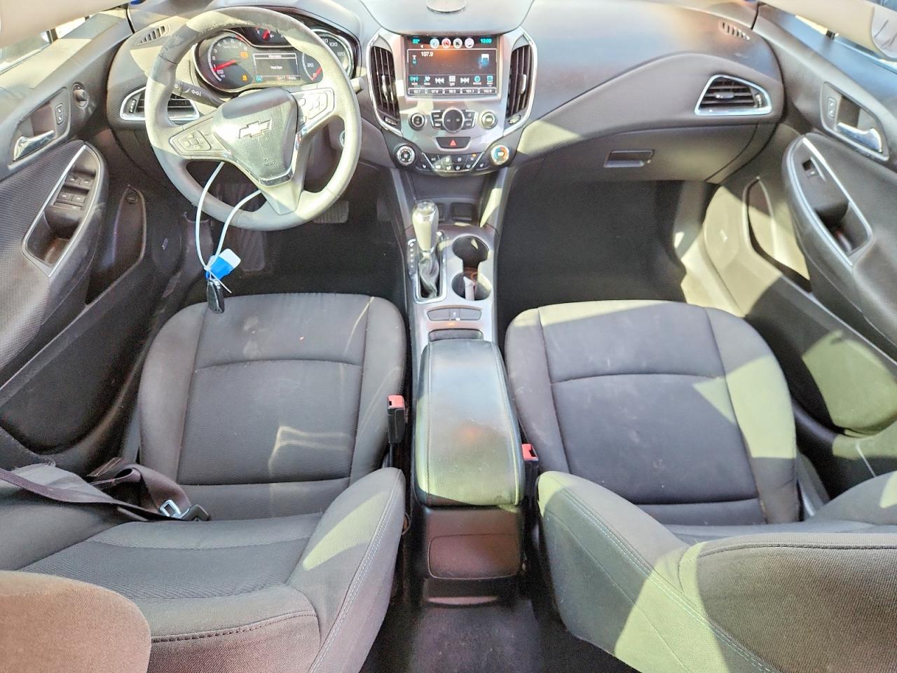 2016 CHEVROLET CRUZE LT photo 8