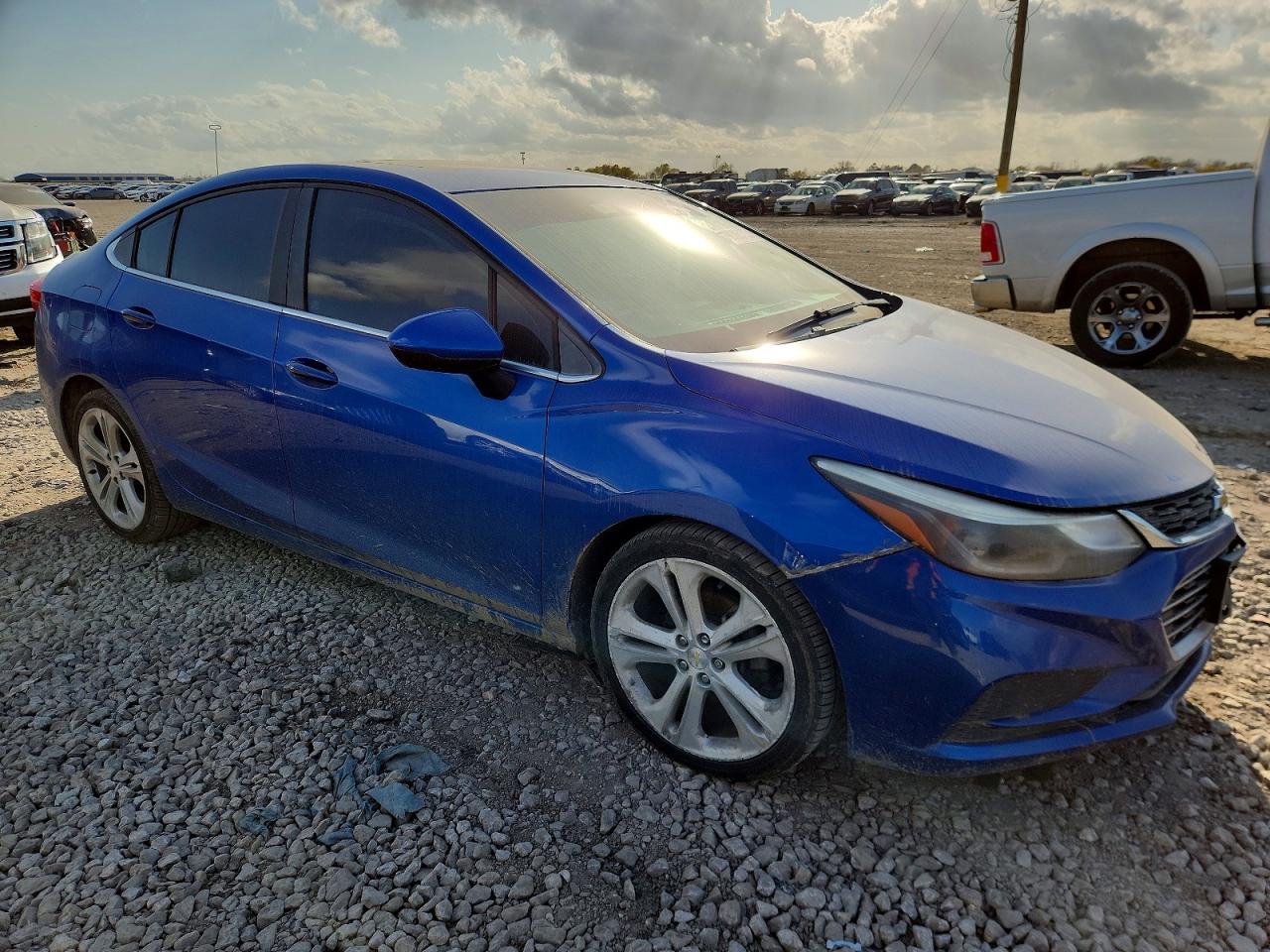 2016 CHEVROLET CRUZE LT photo 4