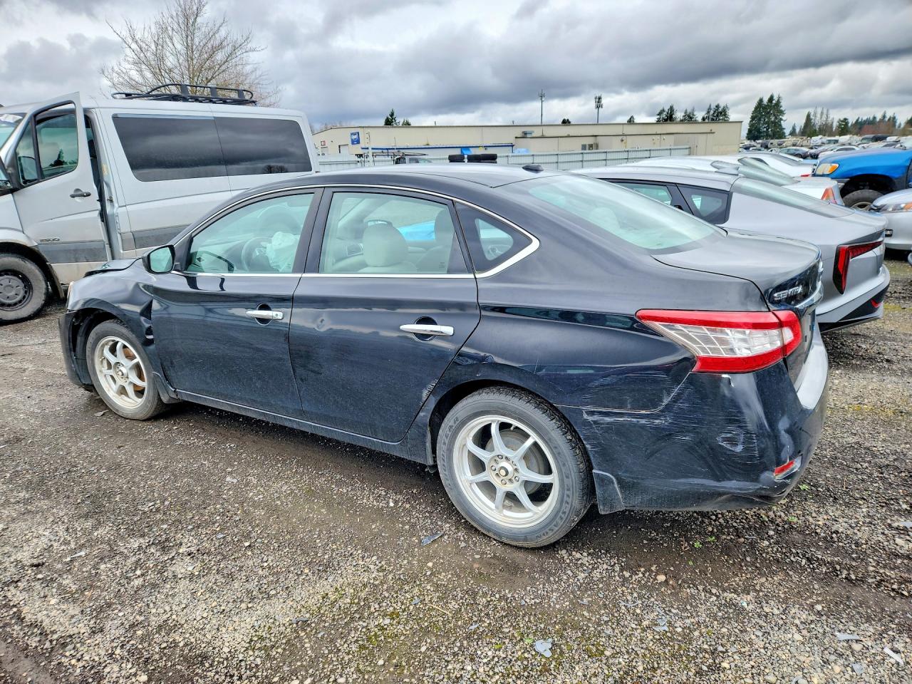 2013 NISSAN SENTRA S photo 4