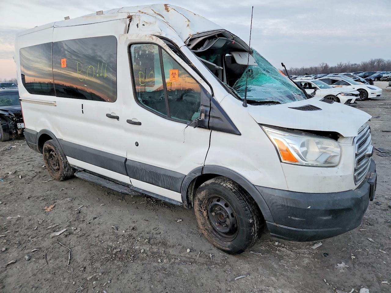 2017 FORD TRANSIT T-150 photo 4