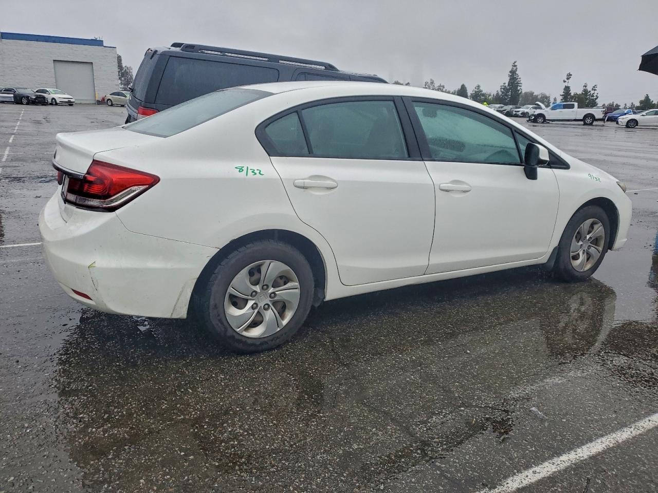 2013 HONDA CIVIC LX photo 3