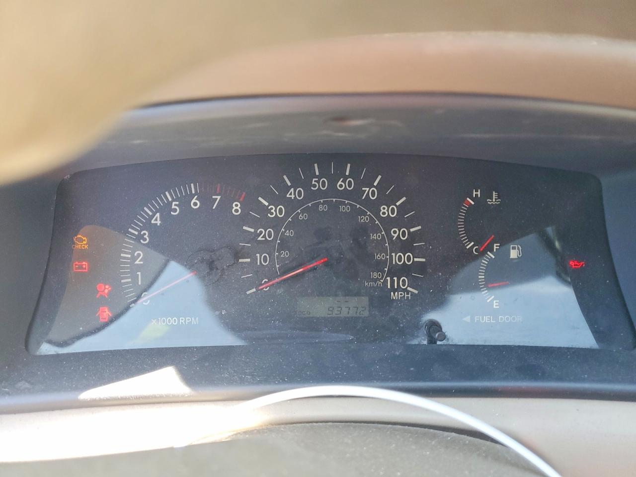 2005 TOYOTA COROLLA CE photo 9