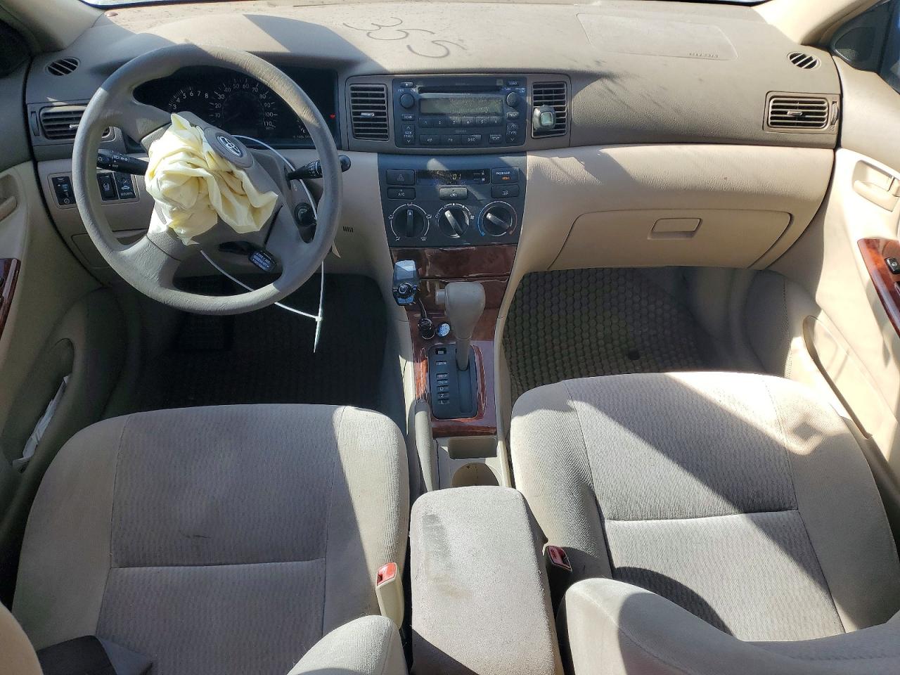 2005 TOYOTA COROLLA CE photo 8