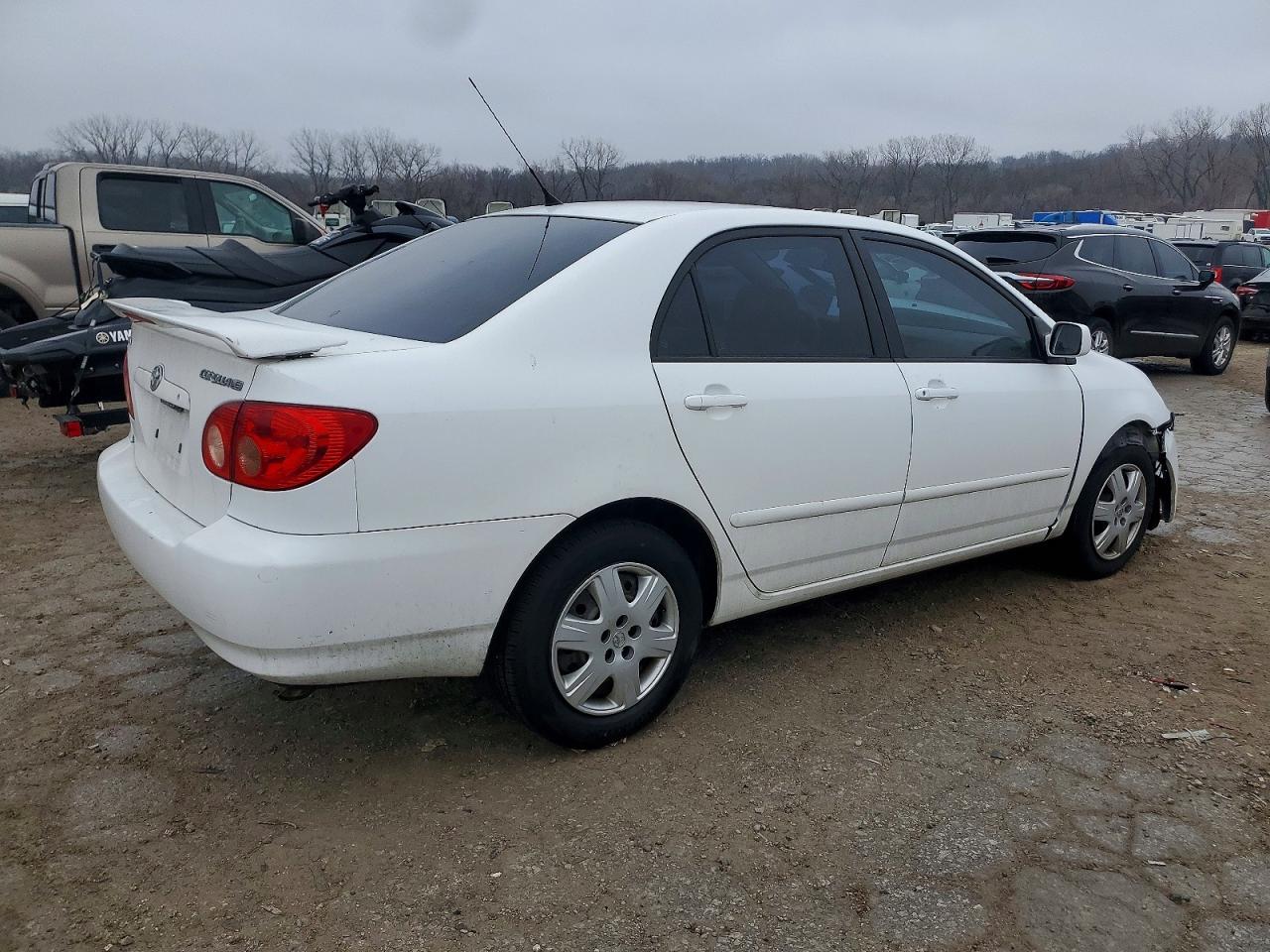 2005 TOYOTA COROLLA CE photo 3