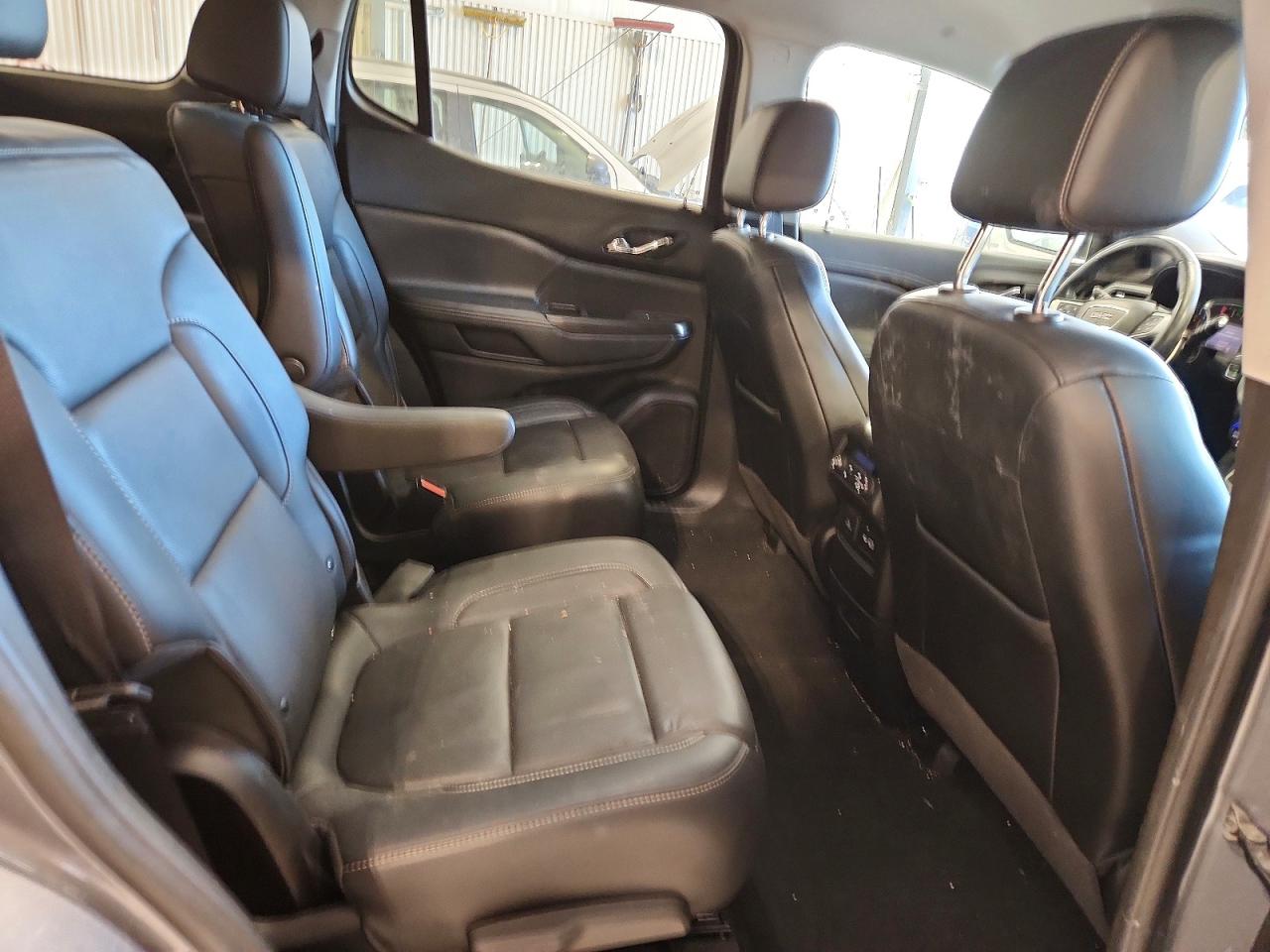 2021 GMC ACADIA SLT photo 11