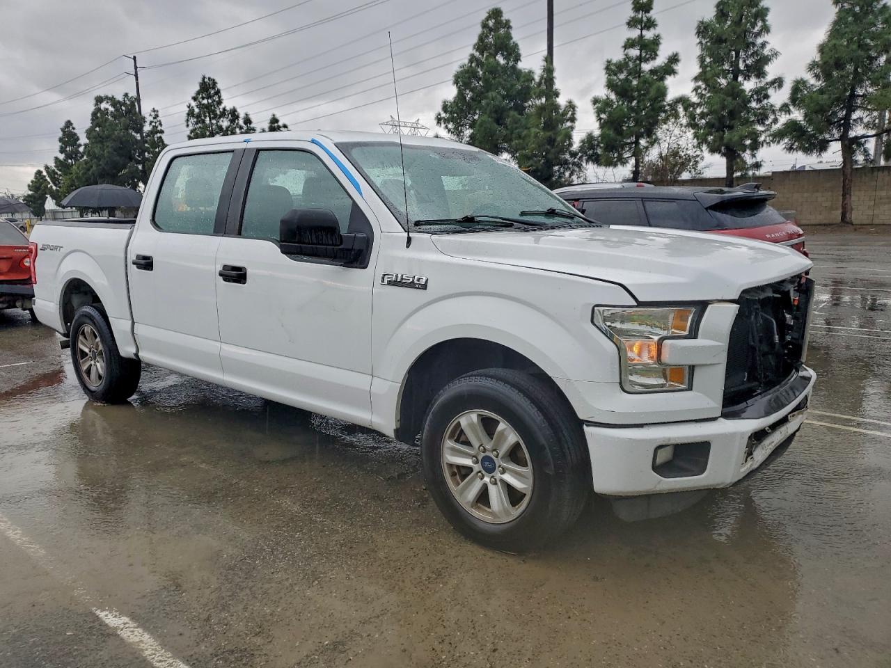 2015 FORD F150 SUPERCREW photo 4